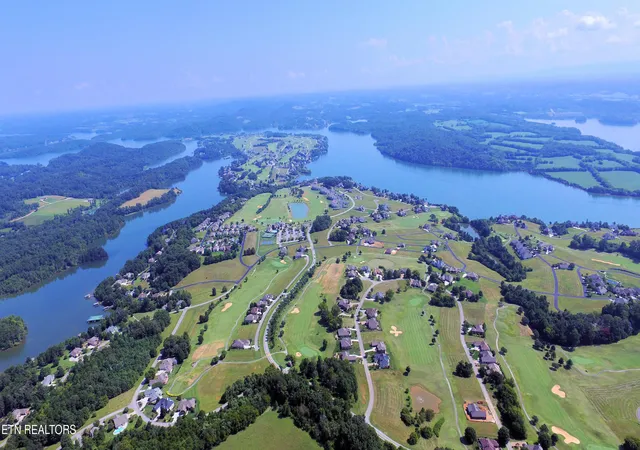 34th image of 535304 Rarity Bay Pkwy #304D, Vonore, TN 37885 | MLS# 1335334