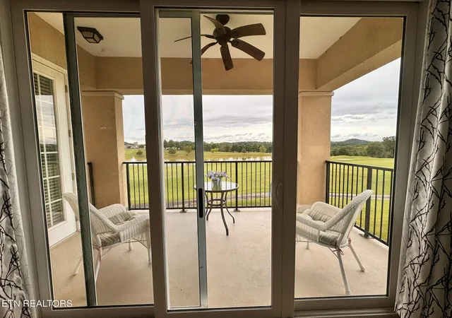5th image of 535304 Rarity Bay Pkwy #304D, Vonore, TN 37885 | MLS# 1335334