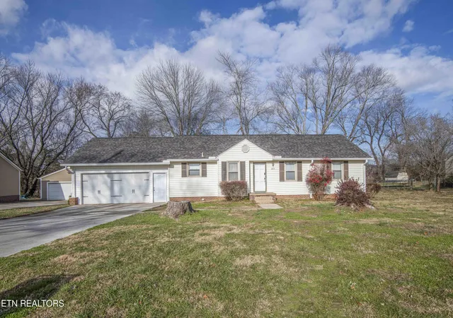 1st image of 209 N Laurel Cir, Knoxville, TN 37912 | MLS# 1335408