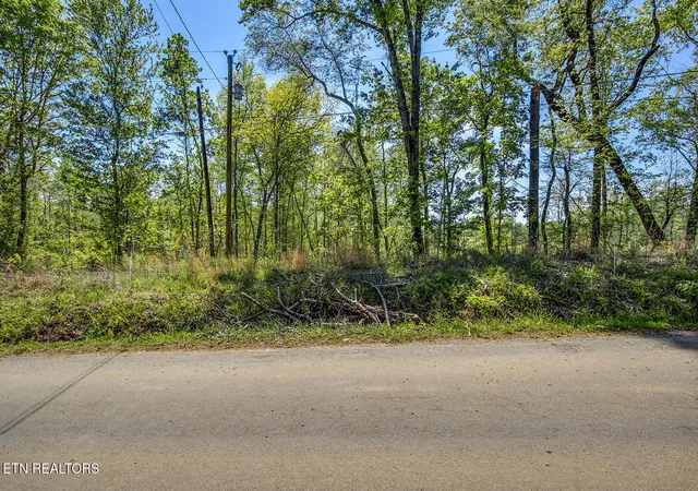 Photo 2 of Land for sale at 505 Oak Grv Rd, Decatur, TN 37322 | MLS# 1335510 | Listing updated on 2026-06-07