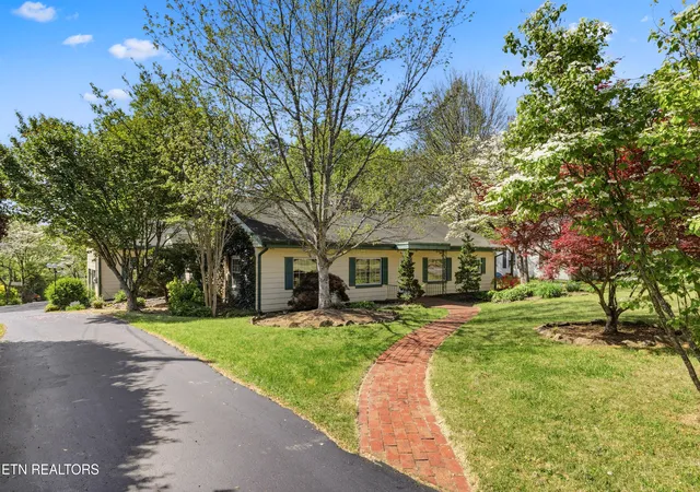 1st image of 2008 Cedar Ln, Knoxville, TN 37918 | MLS# 1336482