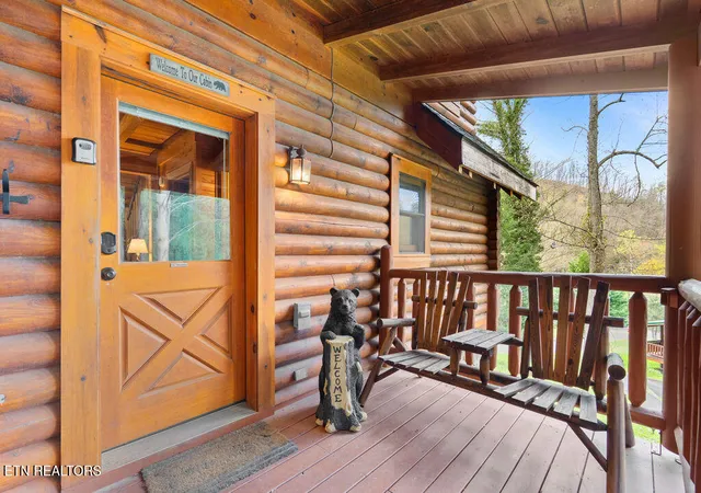 Homes for sale in Sevierville, TN | 3319 Covered Bridge Wy, Sevierville, TN 37862 | MLS# 1335712