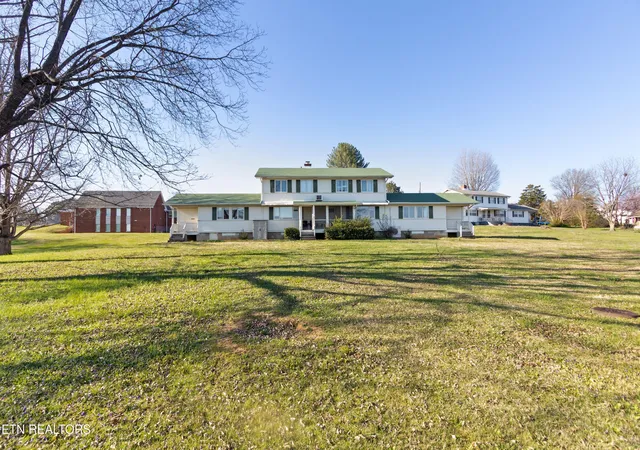 1st image of 111 Vienna Rd, Oak Ridge, TN 37830 | MLS# 1335773
