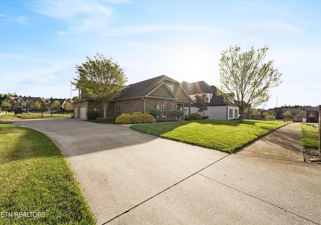 3rd image of 1416 St Thomas Wy, Alcoa, TN 37701 | MLS# 1335742