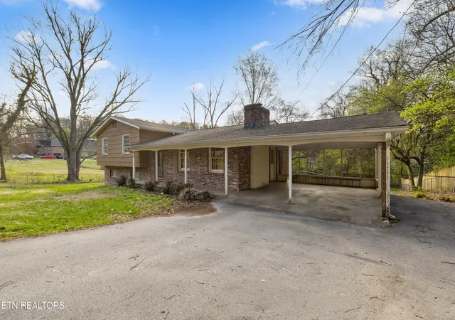 3rd image of 1112 Buckthorn Dr, Knoxville, TN 37912 | MLS# 1335731