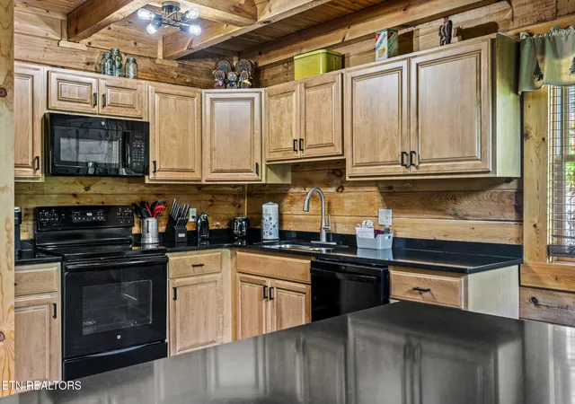 4th image of 1615 Misty Hollow Wy, Gatlinburg, TN 37738 | MLS# 1335678