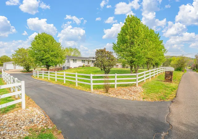 1st image of 7112 Weaver Rd, Powell, TN 37849 | MLS# 1335762