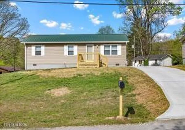 Homes for sale in Etowah, TN | 400 N Iowa Ave, Etowah, TN 37331 | MLS# 1338013