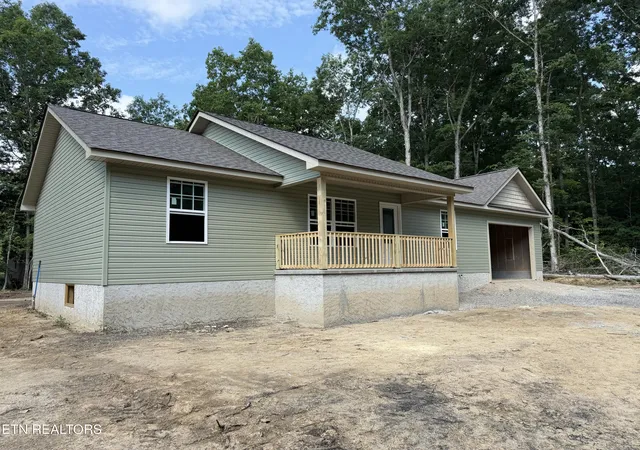 2nd image of 920 Kemah Ln, Crossville, TN 38572 | MLS# 1335849