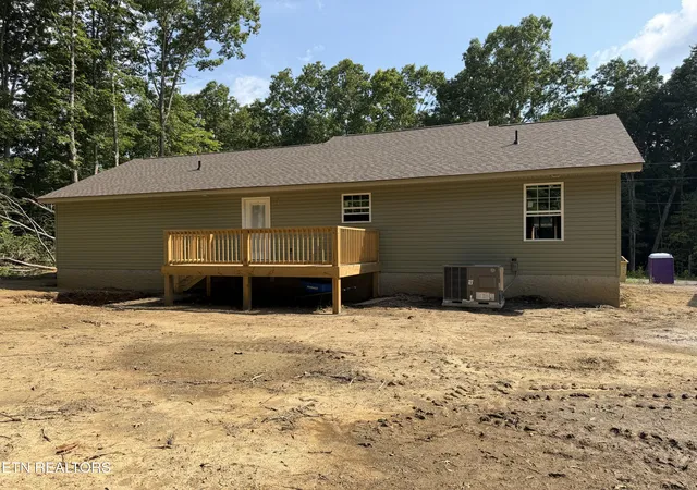 3rd image of 920 Kemah Ln, Crossville, TN 38572 | MLS# 1335849
