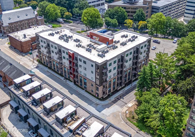 3rd image of 515 Cafego Pl #201, Knoxville, TN 37902 | MLS# 1335899