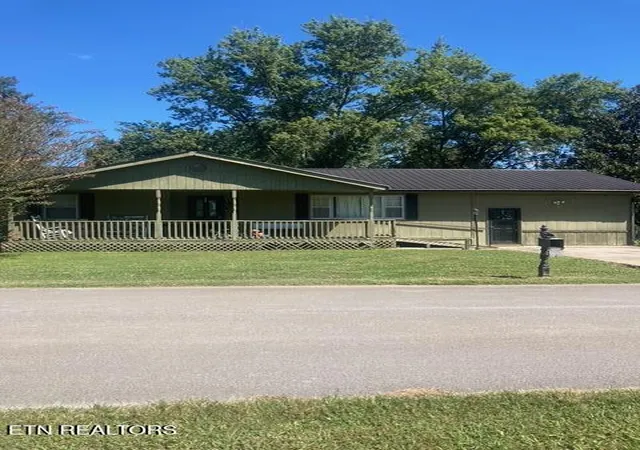 Homes for sale in Pikeville, TN | 15 Pratt St, Pikeville, TN 37367 | MLS# 1335790