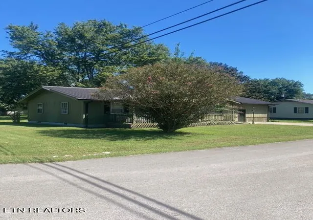 Homes for sale in Pikeville, TN | 15 Pratt St, Pikeville, TN 37367 | MLS# 1335790