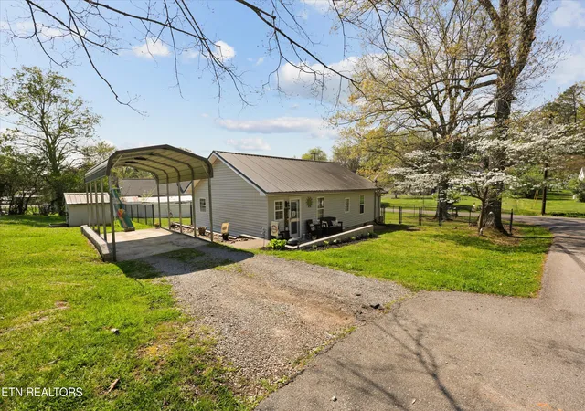 3rd image of 4540 Wildwood Springs Rd, Maryville, TN 37804 | MLS# 1336527