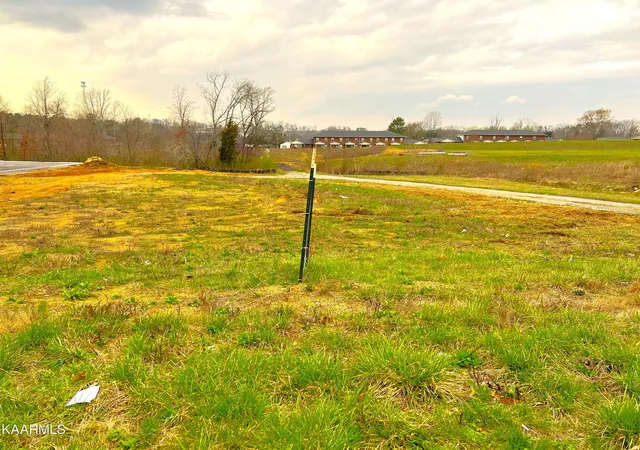 4th image of 3610 Hwy 411, Madisonville, TN 37354 | MLS# 1335874