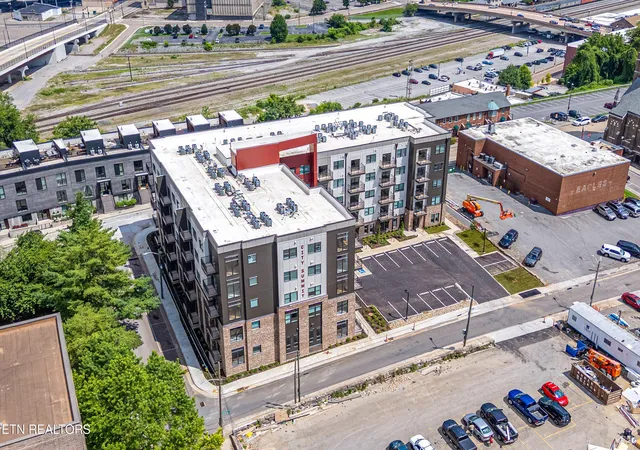 2nd image of 515 Cafego Pl #511, Knoxville, TN 37902 | MLS# 1335910