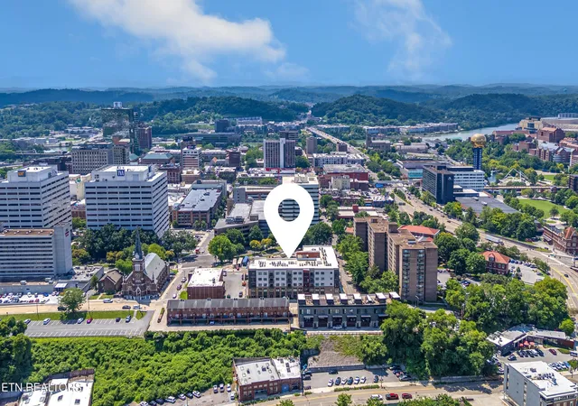 3rd image of 515 Cafego Pl #408, Knoxville, TN 37902 | MLS# 1335914