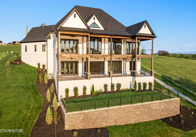 5th image of 155 Amblecrest Dr, Vonore, TN 37885 | MLS# 1336016
