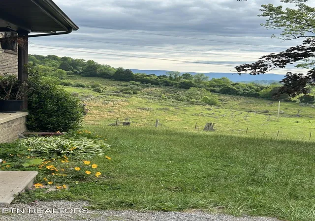 Homes for sale in Cumberland Gap, TN | 516 Cumberland Estates Rd, Cumberland Gap, TN 37724 | MLS# 1336000