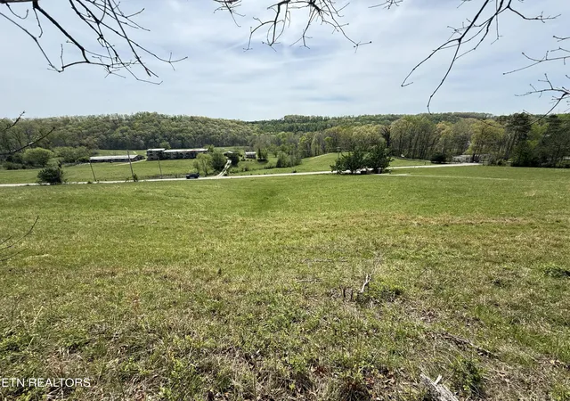 Photo 2 of Land for sale at Lot 3 Yarnell Rd, Knoxville, TN 37932 | MLS# 1336104 | Listing updated on 2026-04-15