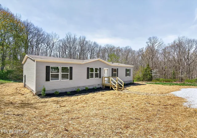 Homes for sale in Crossville, TN | 223 Dublin Dr, Crossville, TN 38572 | MLS# 1336065