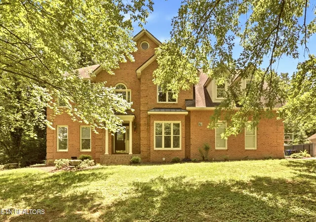 1st image of 102 Cornell Ln, Oak Ridge, TN 37830 | MLS# 1343536