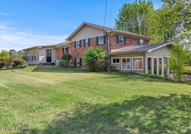 Photo 3 of Single family home for sale at 610 Hudson St, Athens, TN 37303 | MLS# 1338620 | Listing updated on 2026-07-30