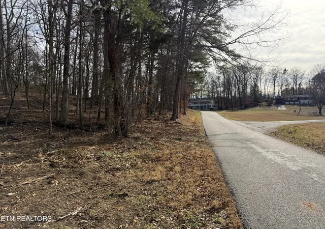 2nd image of 3224 Davis Ferry Rd, Loudon, TN 37774 | MLS# 1336139