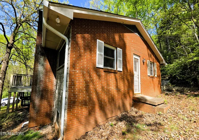 Photo 3 of Single family home for sale at 4420 Cruze Rd, Knoxville, TN 37920 | MLS# 1336341 | Listing updated on 2026-07-18