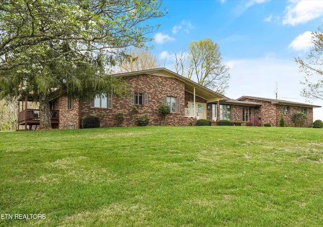 2nd image of 1279 Green Acres Dr, Newport, TN 37821 | MLS# 1336157