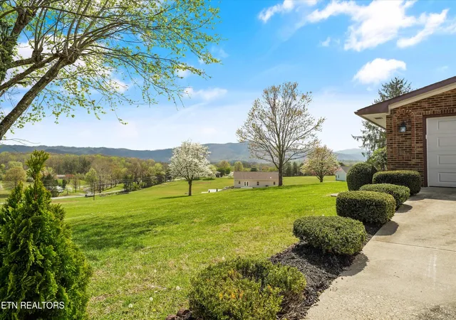 3rd image of 1279 Green Acres Dr, Newport, TN 37821 | MLS# 1336157