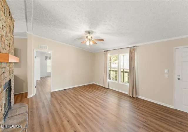 Photo 4 of Sale Pending at 10985 Lantana Rd, Crossville, TN 38572 | MLS# 1336202 | Listing updated on 2026-05-20