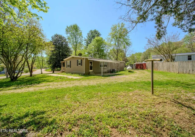 Homes for sale in Cookeville, TN | 4461 S Creek Dr, Cookeville, TN 38506 | MLS# 1336349