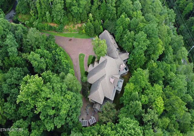 3rd image of 1886 Acorn Branch Ln, Gatlinburg, TN 37738 | MLS# 1336983