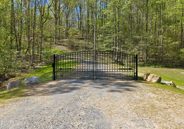 Photo 1 of Land for sale at 465 Mel Hall Rd, Maryville, TN 37803 | MLS# 1336316 | Listing updated on 2026-05-11
