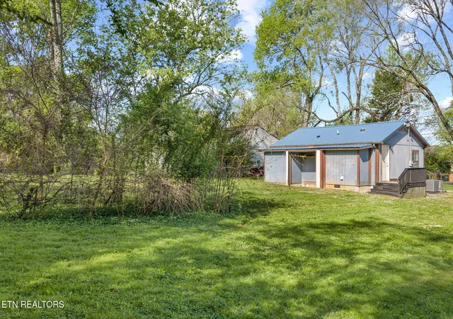 Photo 3 of Single family home for sale at 1005 Dr D, Knoxville, TN 37920 | MLS# 1336294 | Listing updated on 2026-09-09
