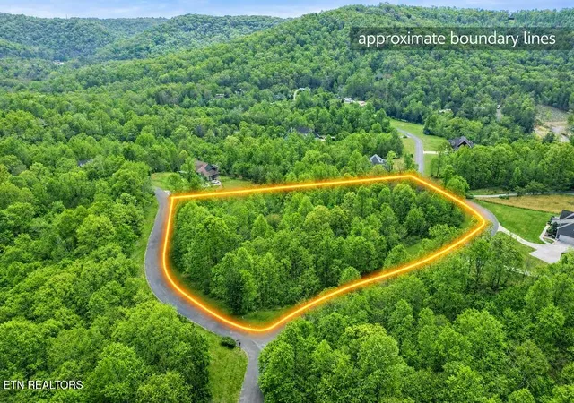 Homes for sale in Powell, TN | 4508 Highland Woods Wy, Powell, TN 37849 | MLS# 1336402