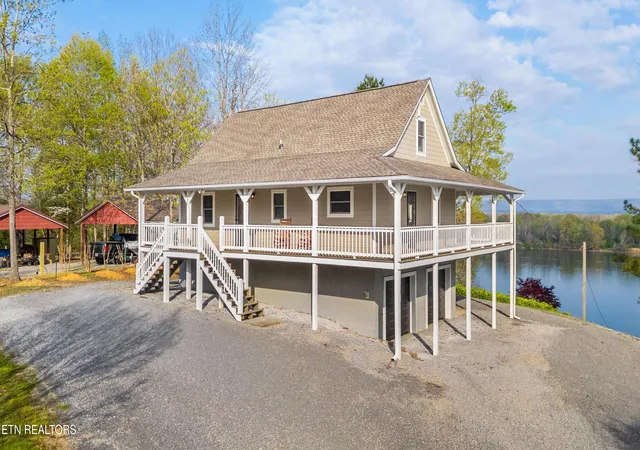 2nd image of 325 Russell Ln, Decatur, TN 37322 | MLS# 1336443