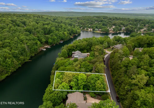 4th image of 106 Chatham Ln, Crossville, TN 38558 | MLS# 1336742