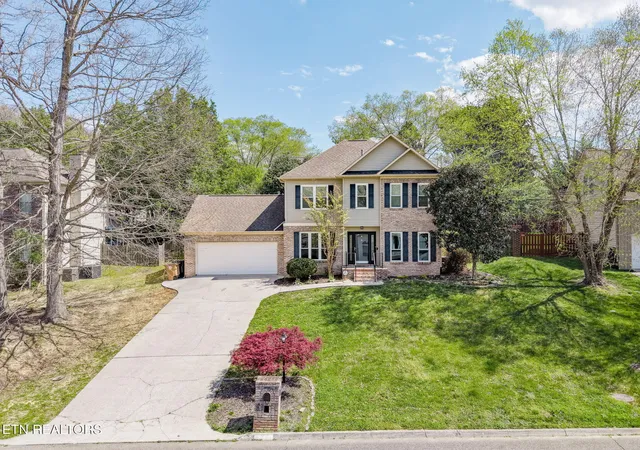 Photo 1 of Sale Pending at 2132 Willow Crk Ln, Knoxville, TN 37909 | MLS# 1337443 | Listing updated on 2026-09-07