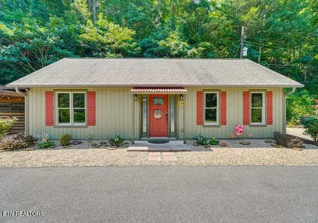 4th image of 840 Sleepy Hollow Rd, Gatlinburg, TN 37738 | MLS# 1336547