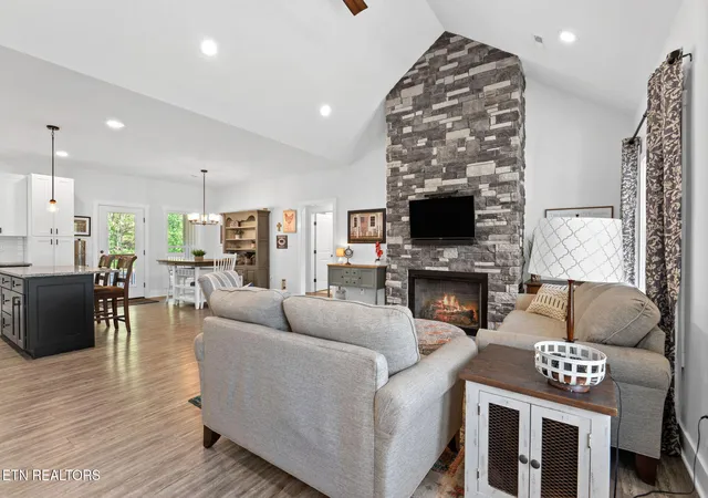 Homes for sale in Andersonville, TN | 766 Hillvale Rd, Andersonville, TN 37705 | MLS# 1336624