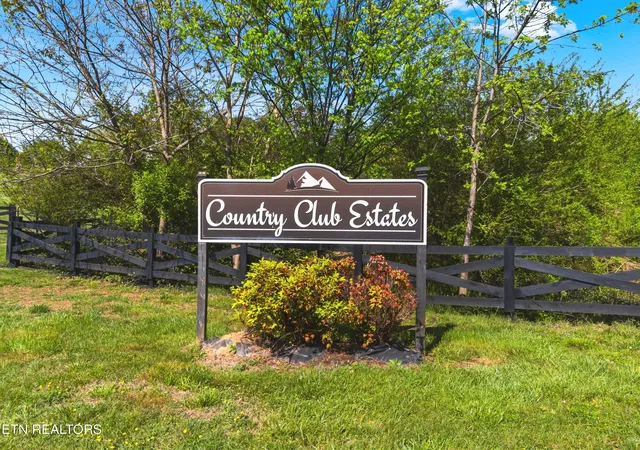 55th image of 102 Golf View Blvd, Dandridge, TN 37725 | MLS# 1337175