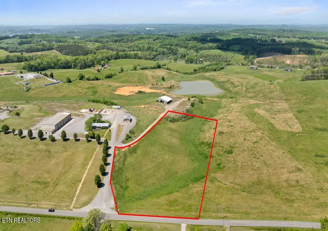 Photo 1 of Land for sale at Lot 3 Davis Fry Rd, Loudon, TN 37774 | MLS# 1336673 | Listing updated on 2026-07-17