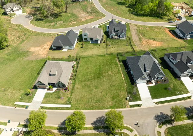 Homes for sale in Loudon, TN | 3574 Persimmon, Loudon, TN 37774 | MLS# 1336960