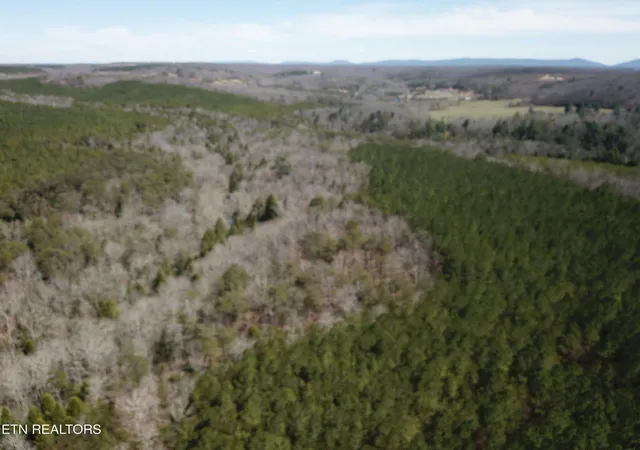 image of 1016 W Flat Rock Rd, Sparta, TN 38583 | MLS# 1336699
