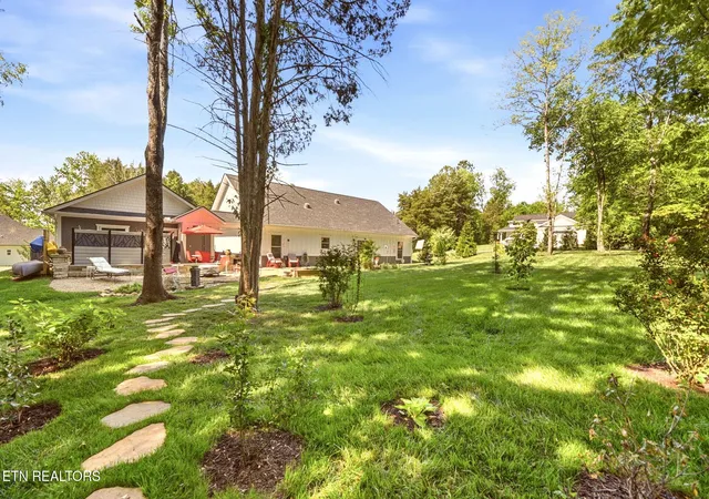 4th image of 103 Tsuhdatsi Wy, Loudon, TN 37774 | MLS# 1338427