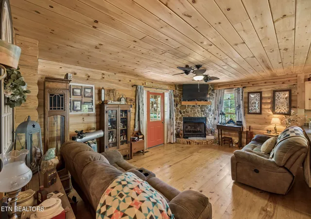 2nd image of 1532 Turkey Creek Rd, Tellico Plains, TN 37385 | MLS# 1337139