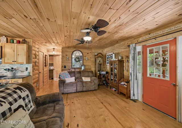 3rd image of 1532 Turkey Creek Rd, Tellico Plains, TN 37385 | MLS# 1337139