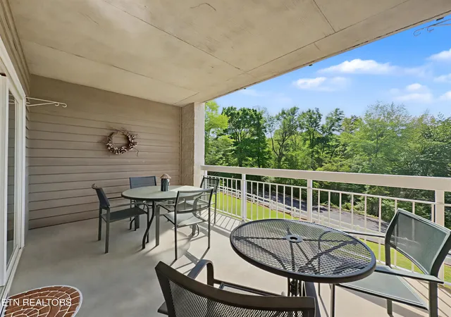 Homes for sale in Pigeon Forge, TN | 205 Ogle Dr #424, Pigeon Forge, TN 37863 | MLS# 1337393
